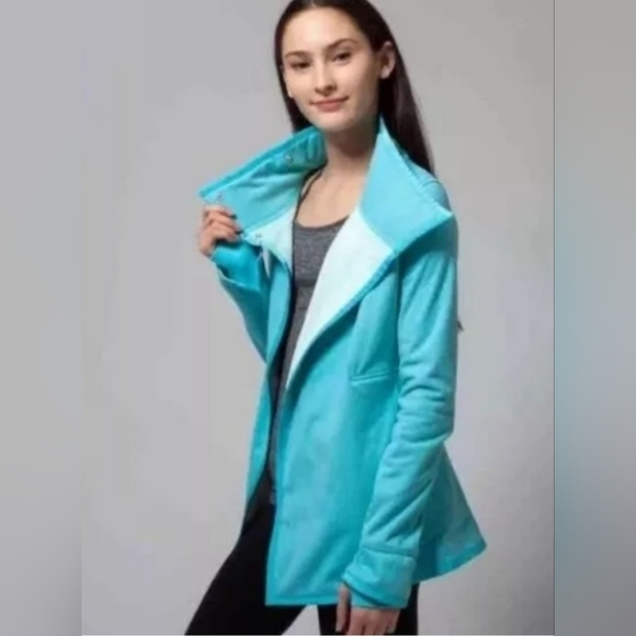 Ivivva Girls Lululemon Big Business Wrap Fleece Wrap/Jacket Sz 12 - Picture 8 of 9